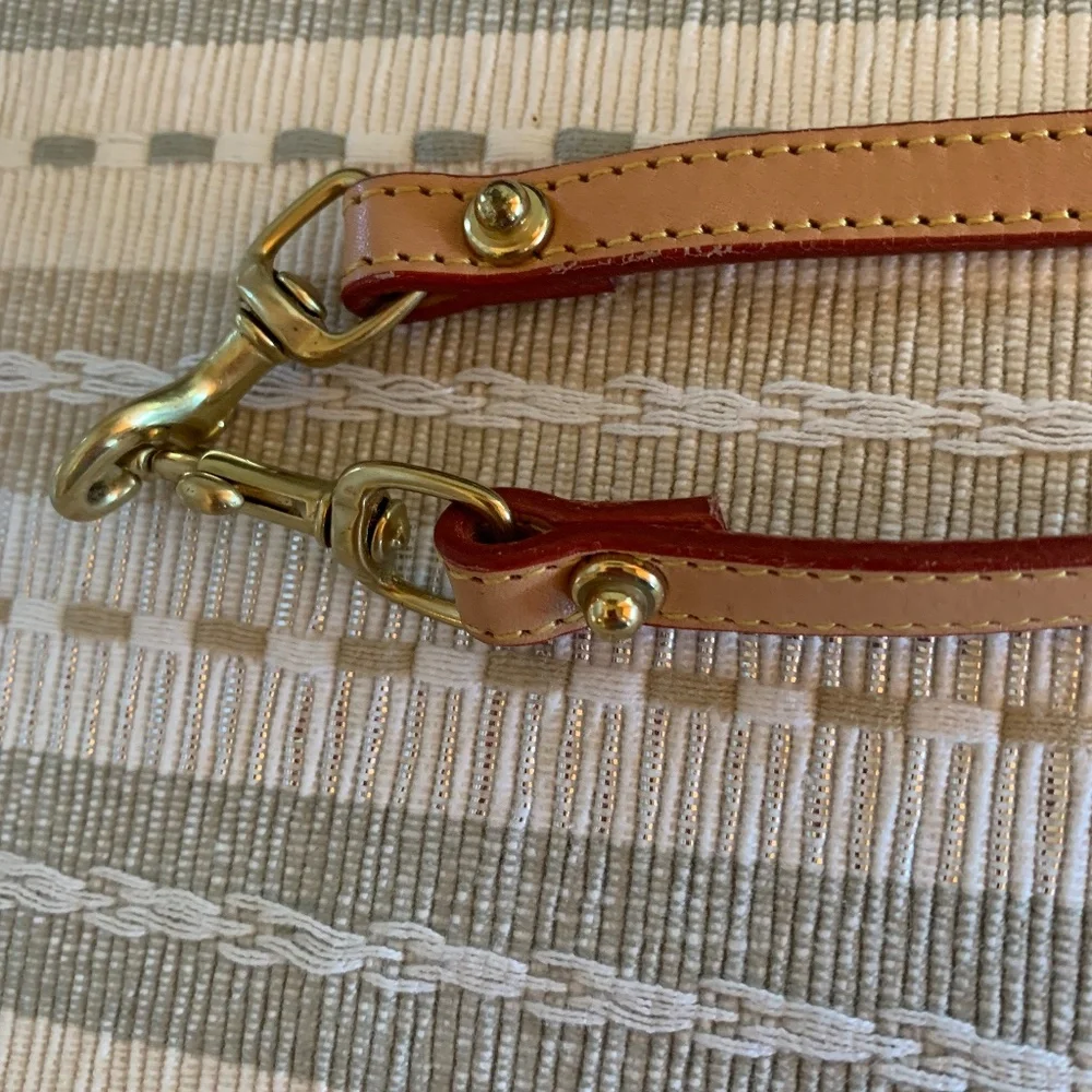 ☀️GUC Dooney & Bourke Signature top handle shoulder bag w/leather trim - Picture 12 of 15